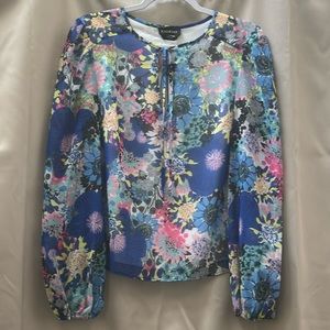 Bebe, blouse with self tie